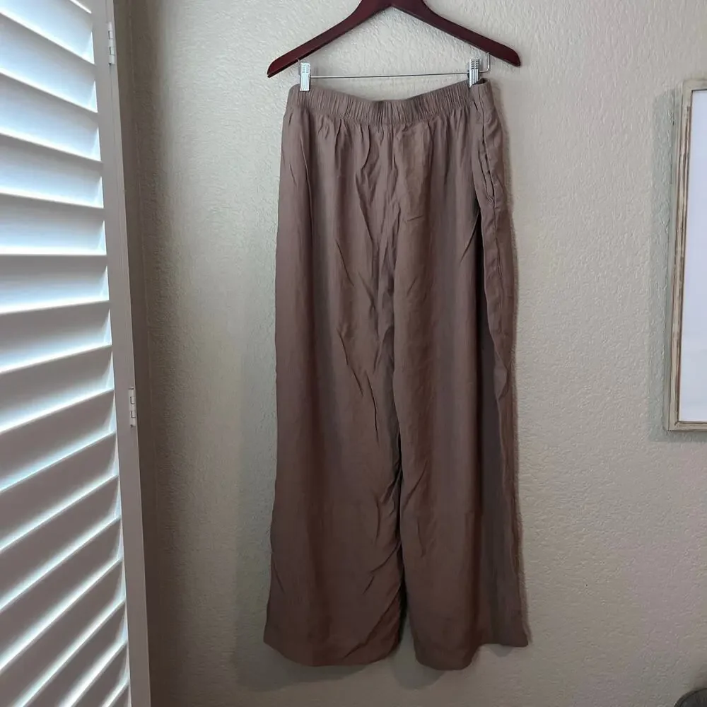 Abercrombie & Fitch A&F Textured Crinkle Wide Leg Viscose Pant Tan Beige XL